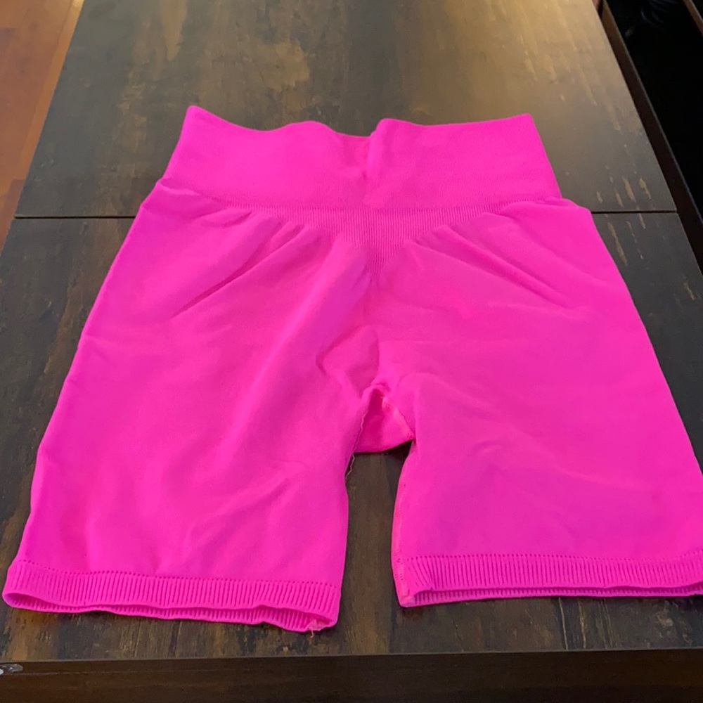 Tala Hosta Biker Short